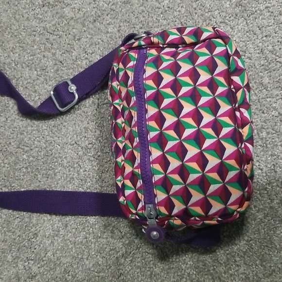 Super Cute Kipling Crossbody In Retired Kaleidoscope Triangle Pattern - Picture 7 of 12